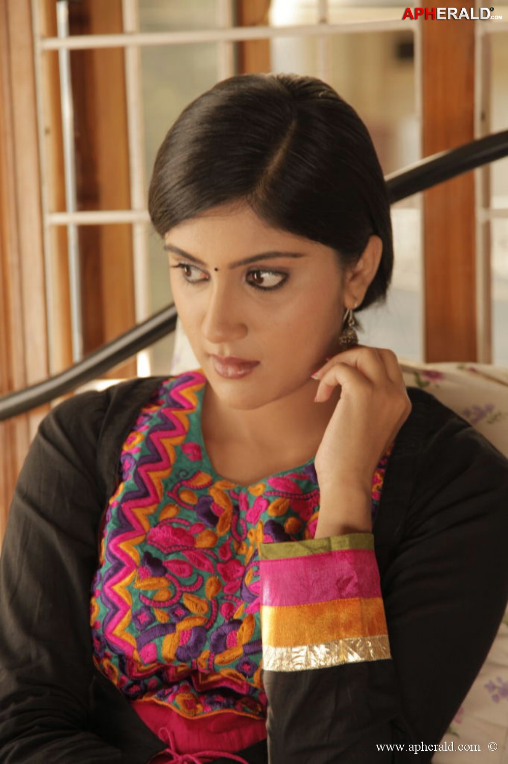 Second Hand Movie New Photos