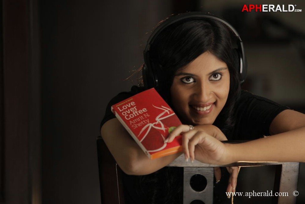 Second Hand Movie New Photos