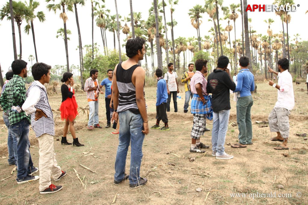 Second Hand Movie Working Stills