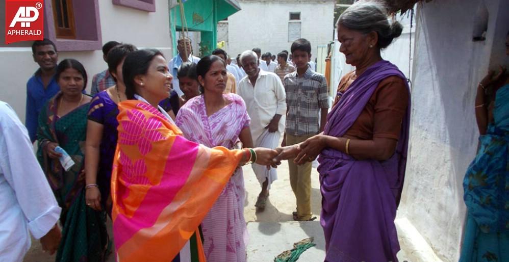 Shobha Nagi Reddy Last Election Campaign Pics