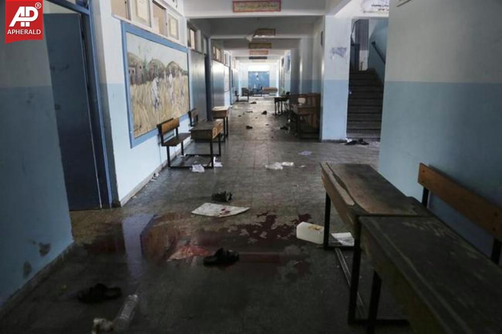 Israeli Shells Strike UN School In Gaza