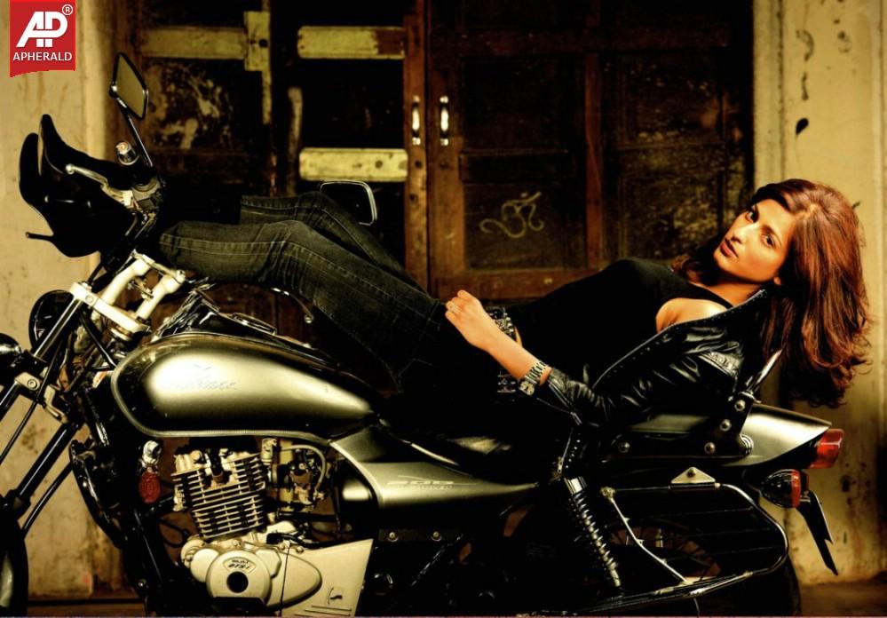 Shruti Hassan Unseen Photos