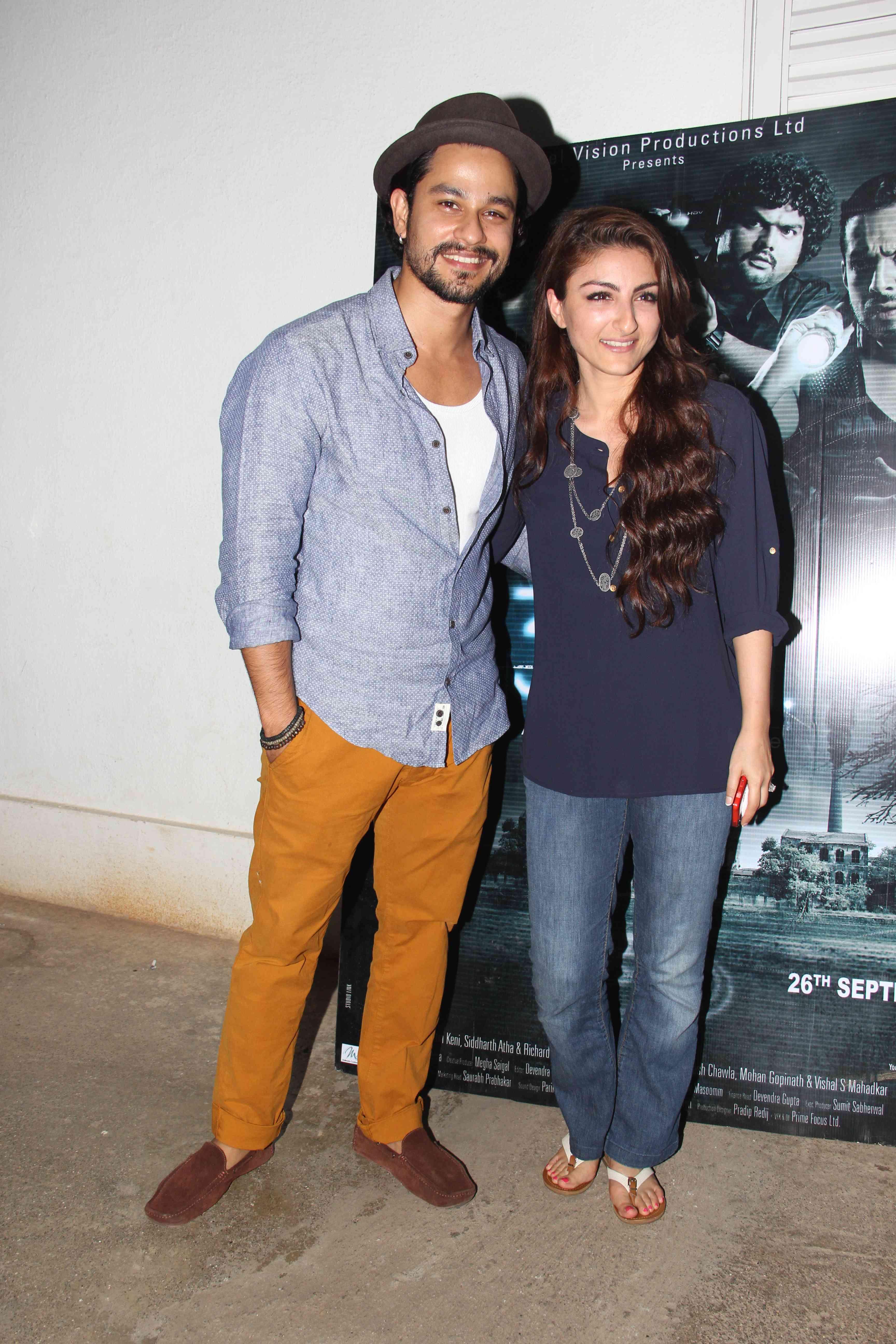 Soha Ali Khan Unseen and Personal Photos