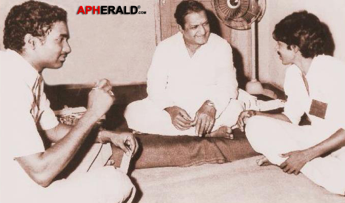 Sr NTR Politics Images