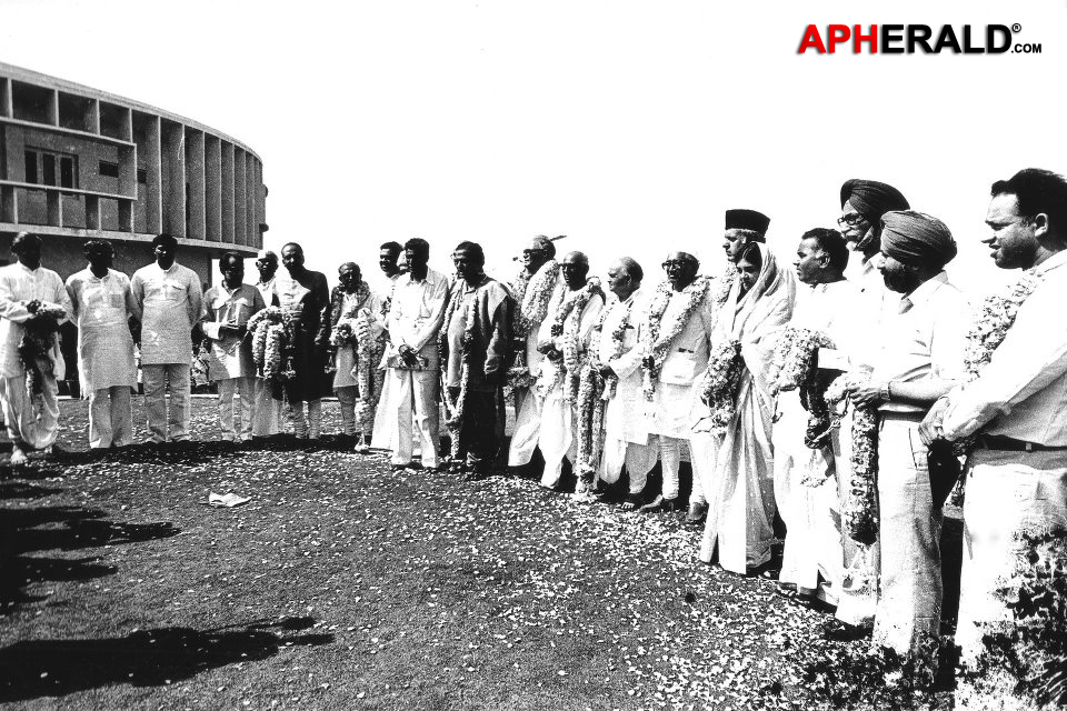 Sr NTR Politics Images