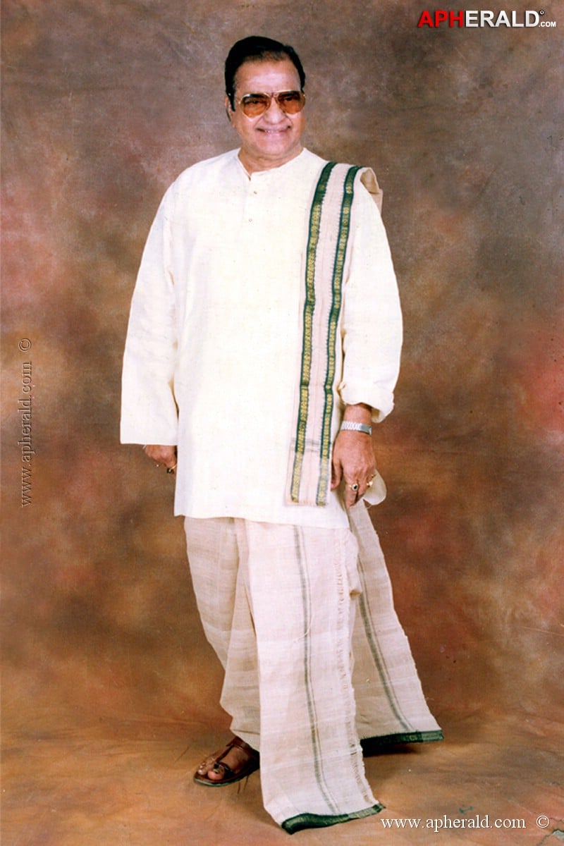 Sr Ntr Rare Photos