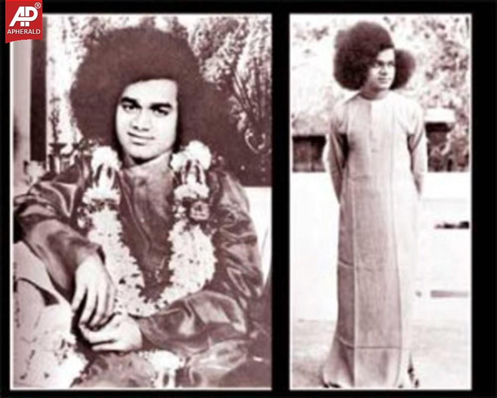 Sri Satya Sai Baba Rare Photos