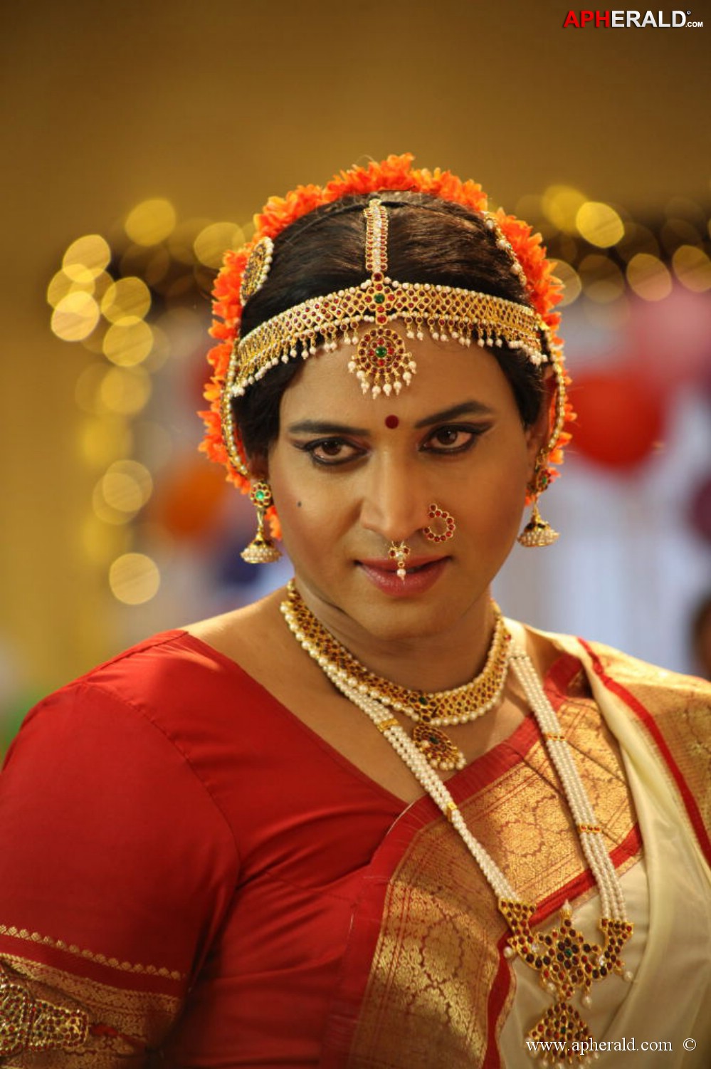  Sumanth Lady Get Up Stills in Emo Gurram Egaravachu