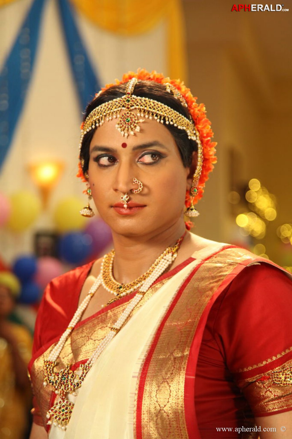  Sumanth Lady Get Up Stills in Emo Gurram Egaravachu