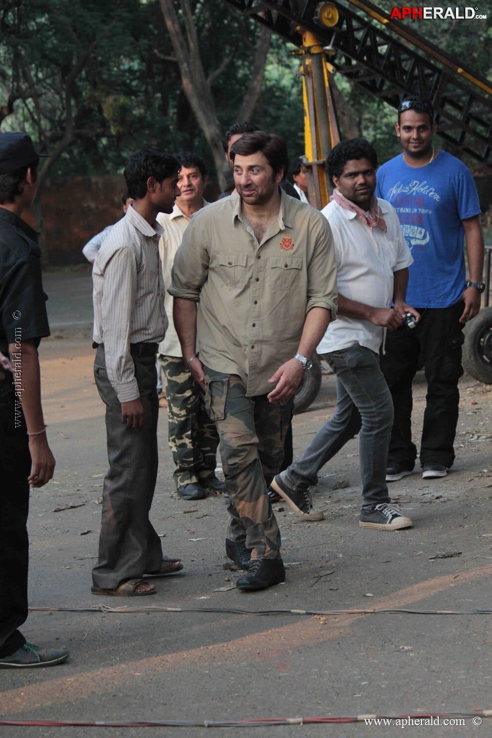 Sunny Deol Promote Singh Sahab The Great with CID Team