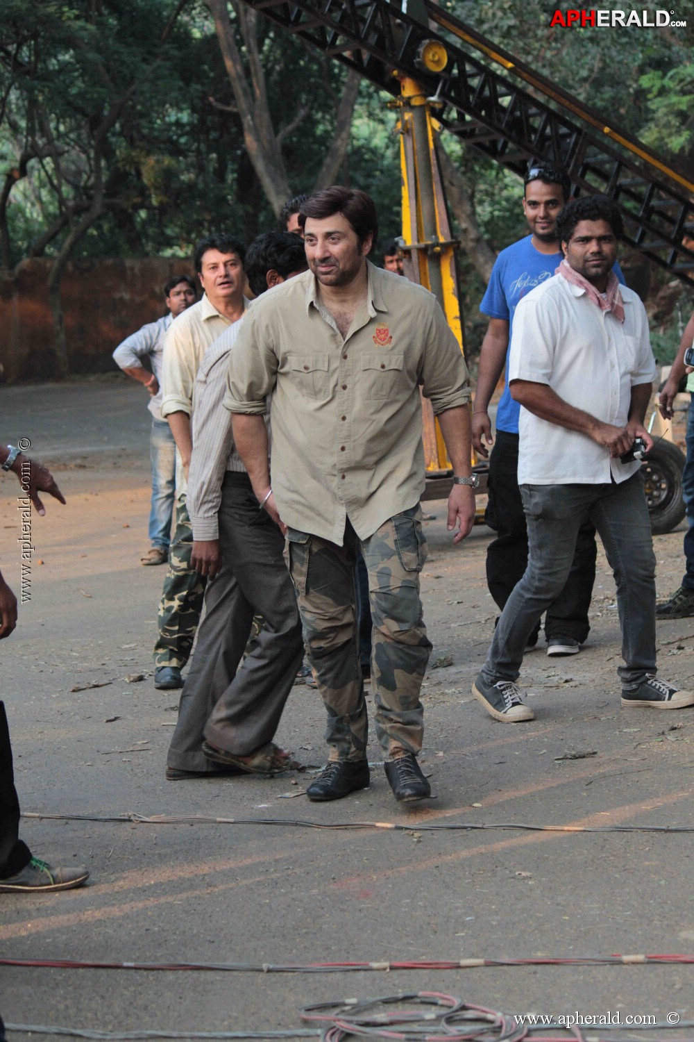 Sunny Deol Promote Singh Sahab The Great with CID Team