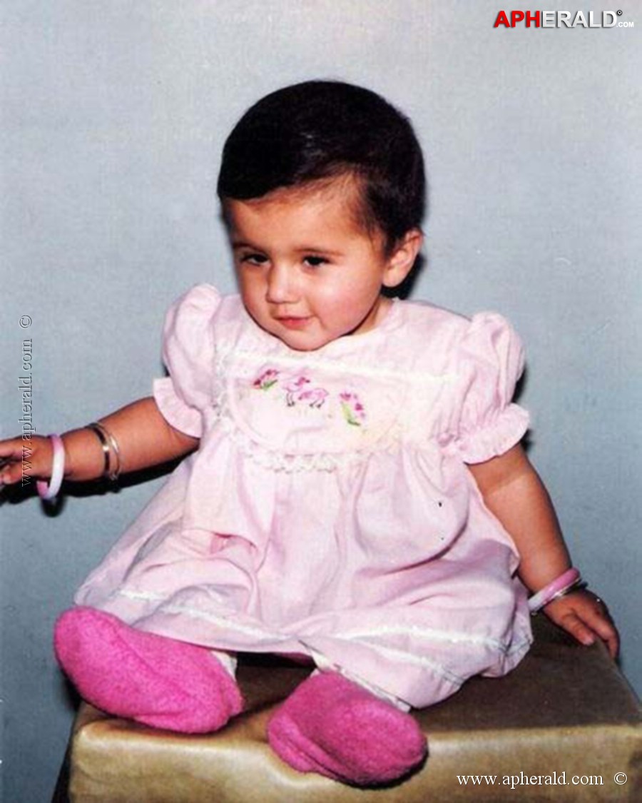 Taapsee Childhood Photos