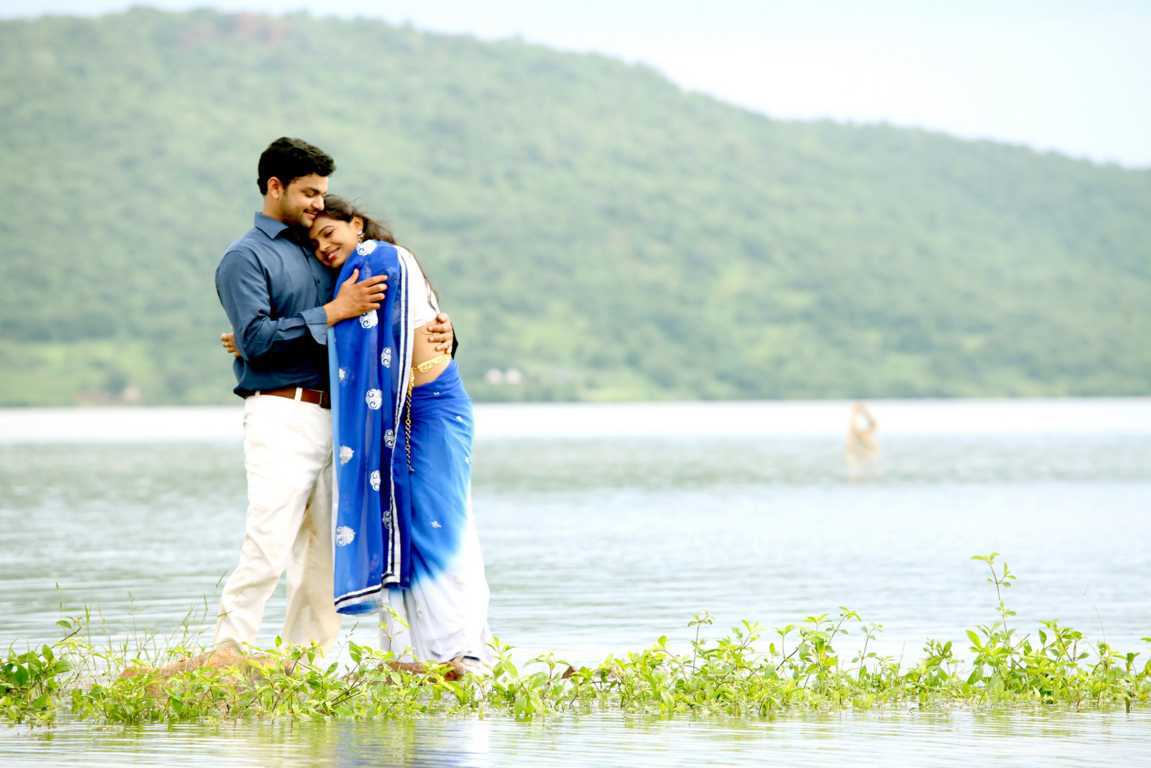 Tappatadugu Movie Latest Stills