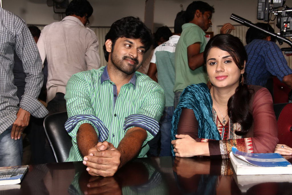 Teeyani Kalavo Teerapu Alavo Movie Stills