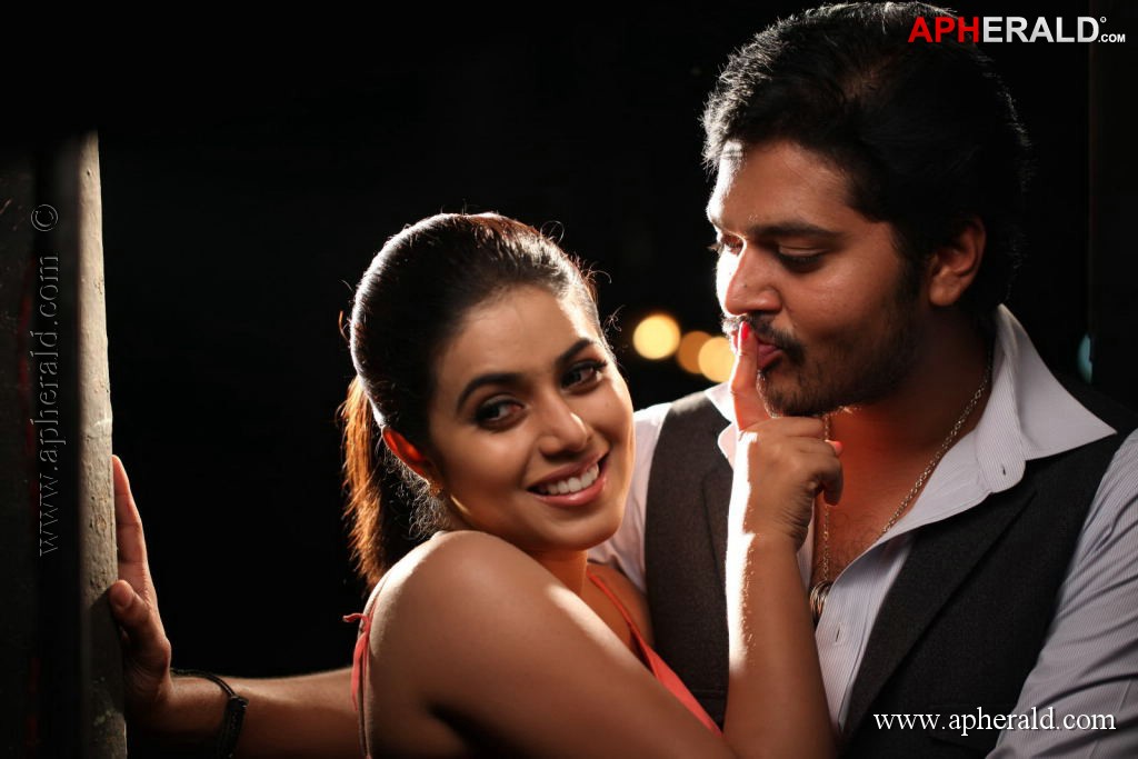 Telugulo Naaku Nachani Padam Prema Stills