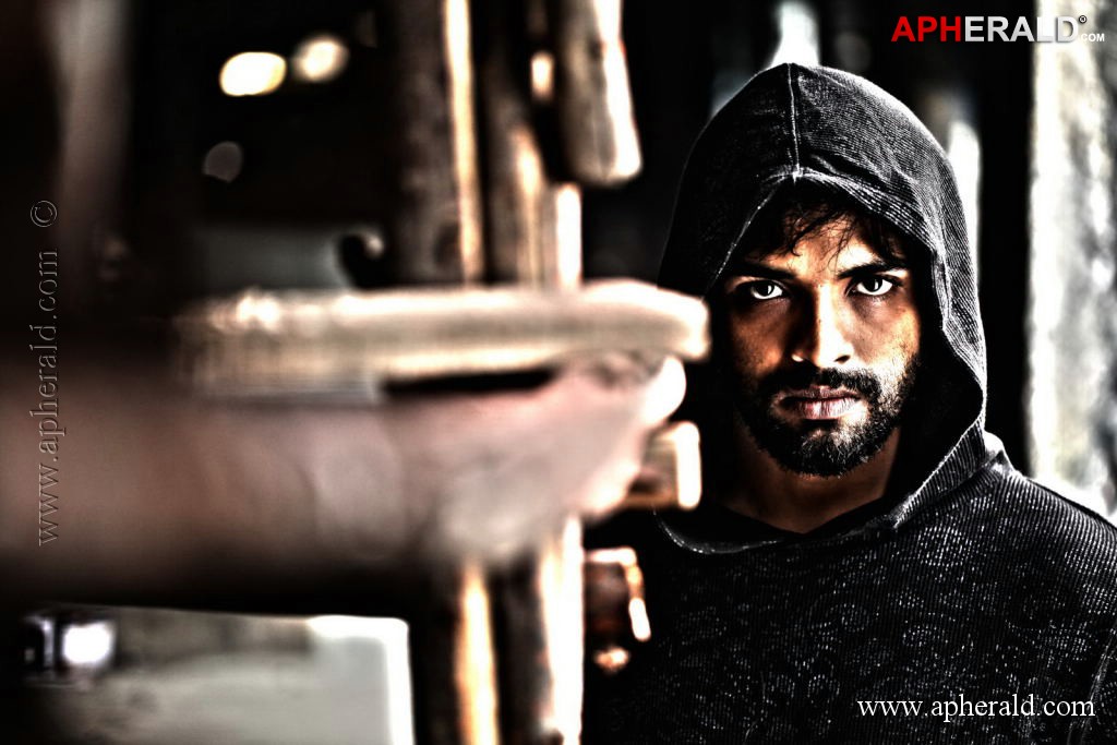 Telugulo Naaku Nachani Padam Prema Stills