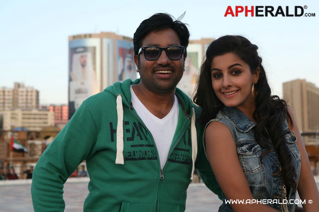 Thillu Mullu Tamil Movie Stills