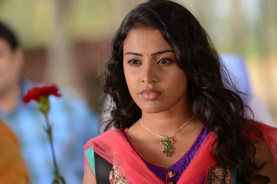 Tholi Sandhya Velalo Movie Stills