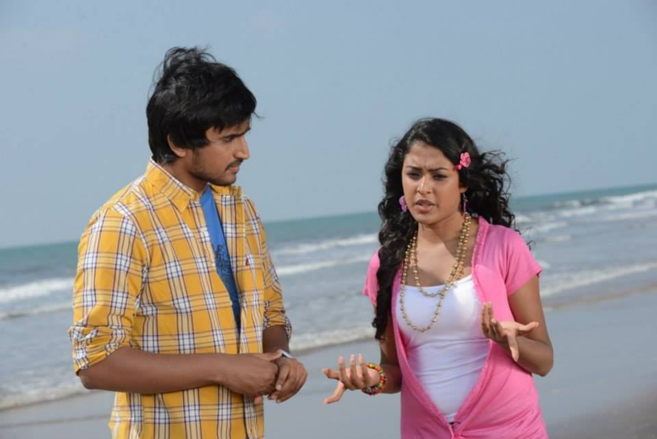 Tholi Sandhya Velalo Movie Stills