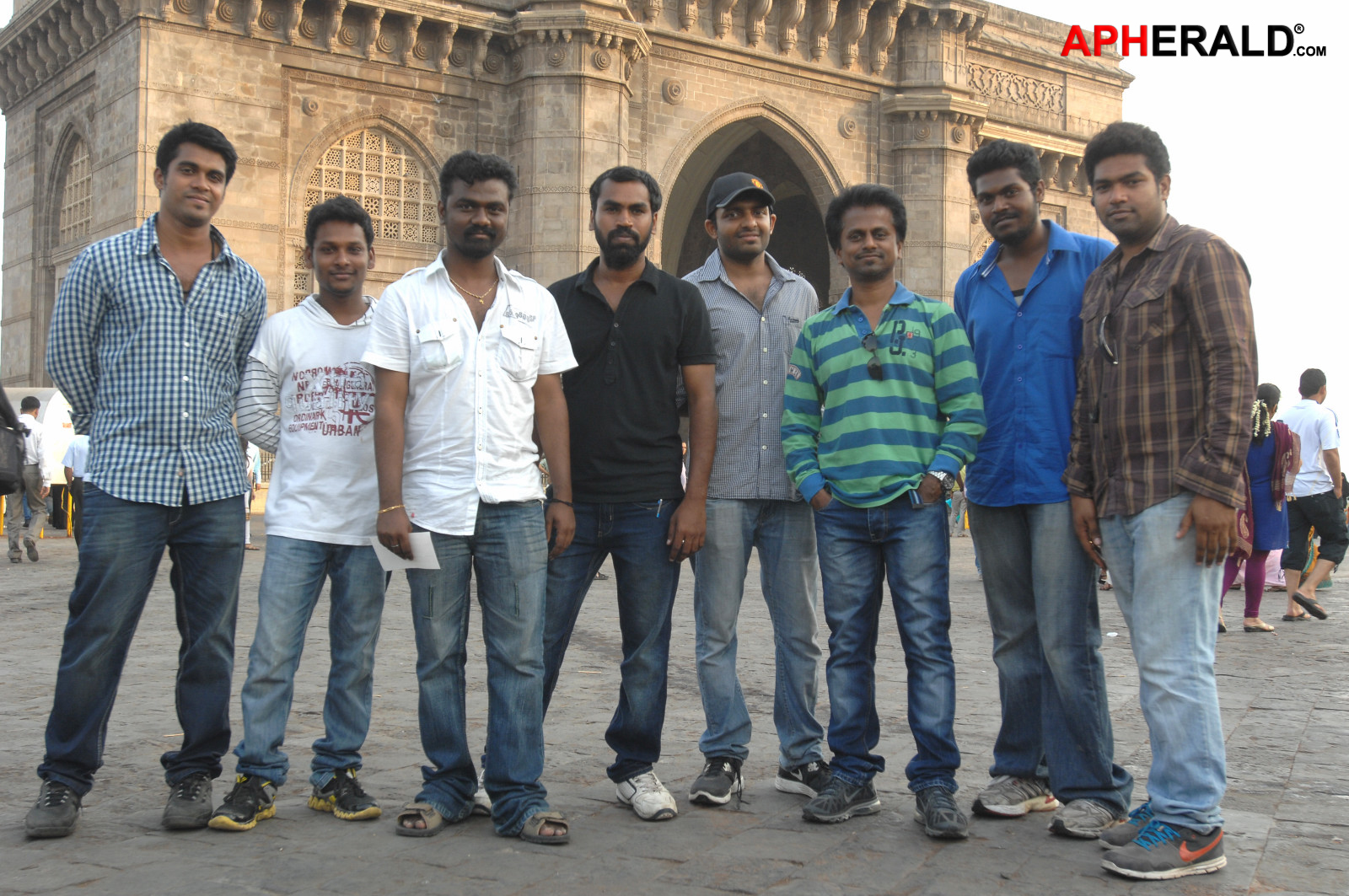 Thuppaki Movie Working Stills