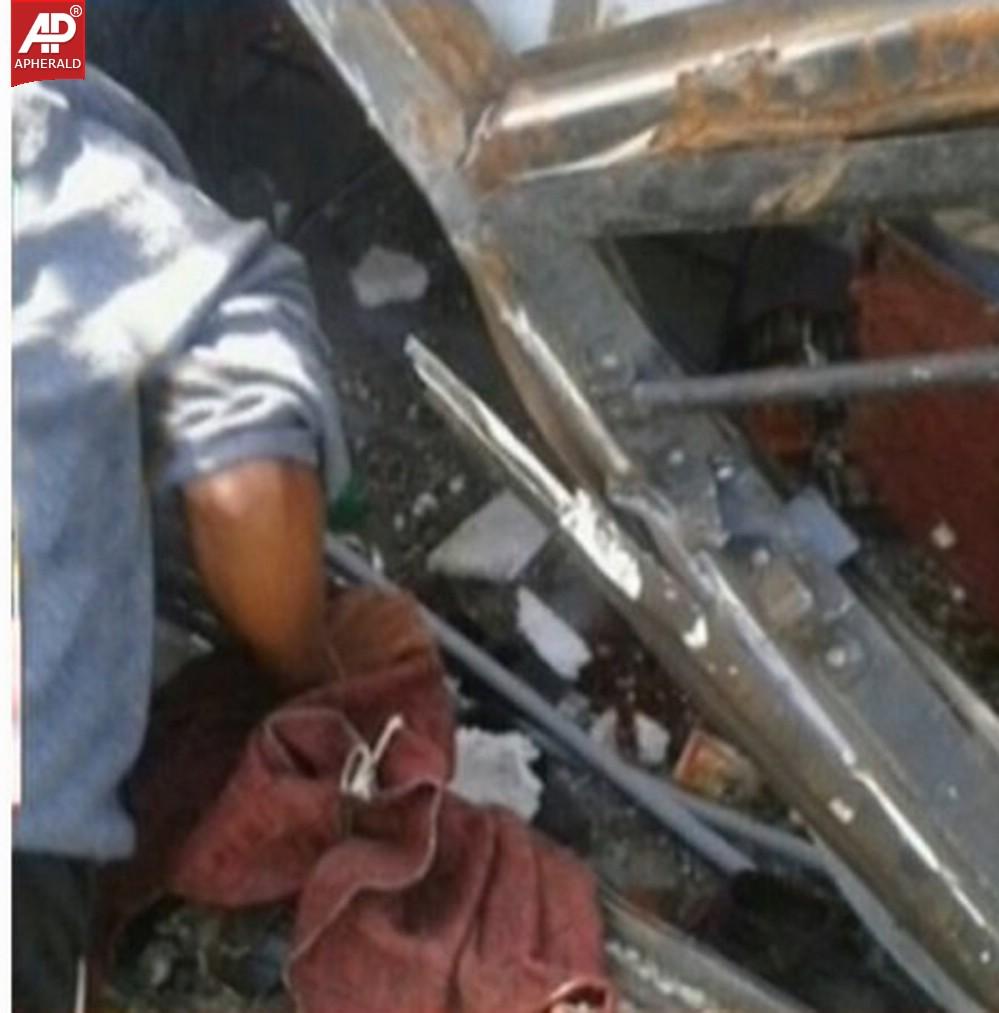 Train Bus Accident Tragedy Photos