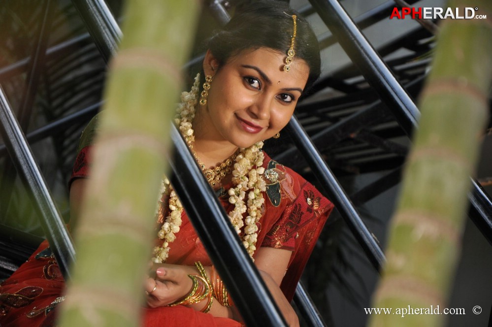 Tummeda Movie Stills