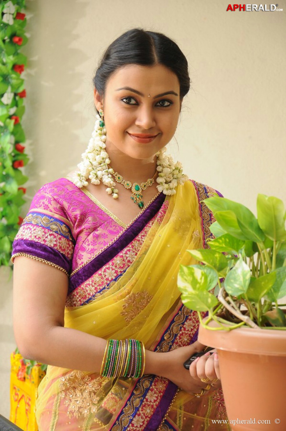 Tummeda Movie Stills