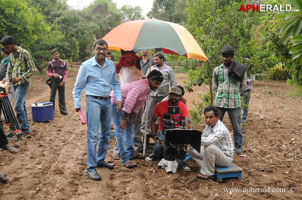 Tummeda Movie Working Stills