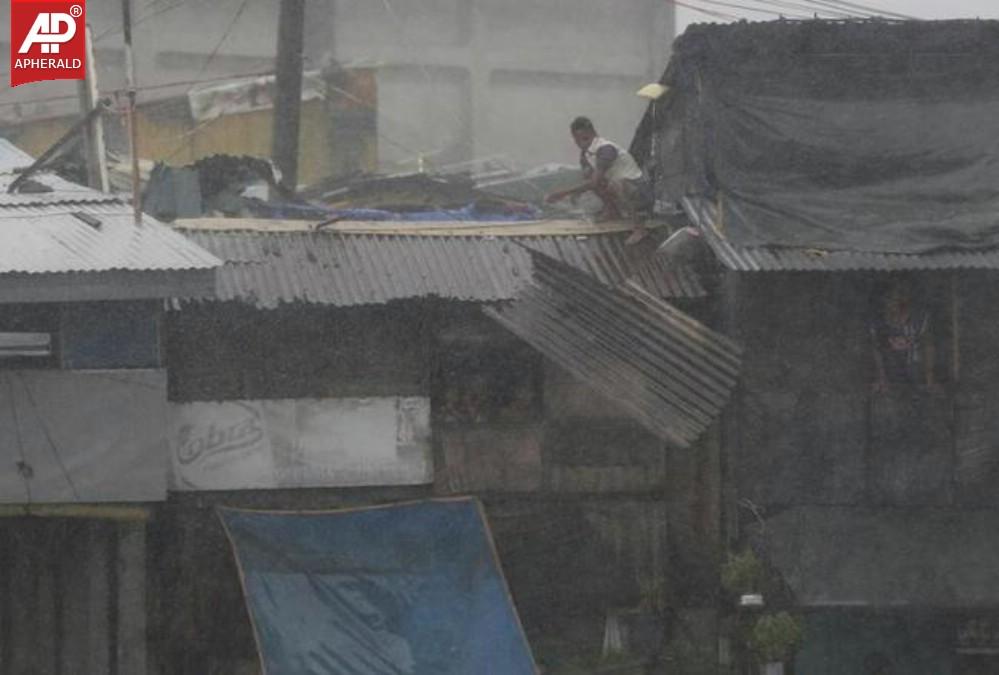 Typhoon Rammasun Shuts Down Philippines