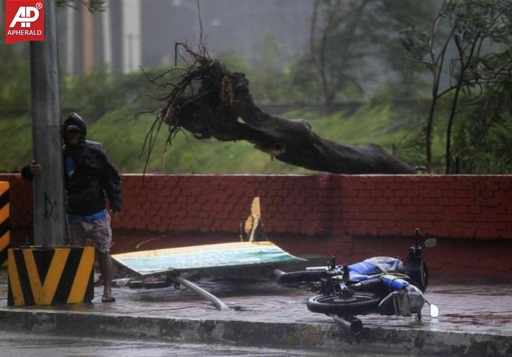 Typhoon Rammasun Shuts Down Philippines