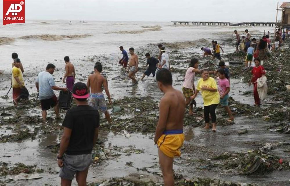 Typhoon Rammasun Shuts Down Philippines