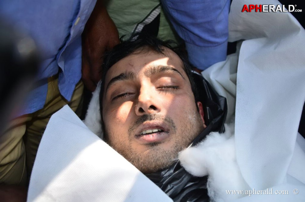 Uday Kiran Dead Body More Photos