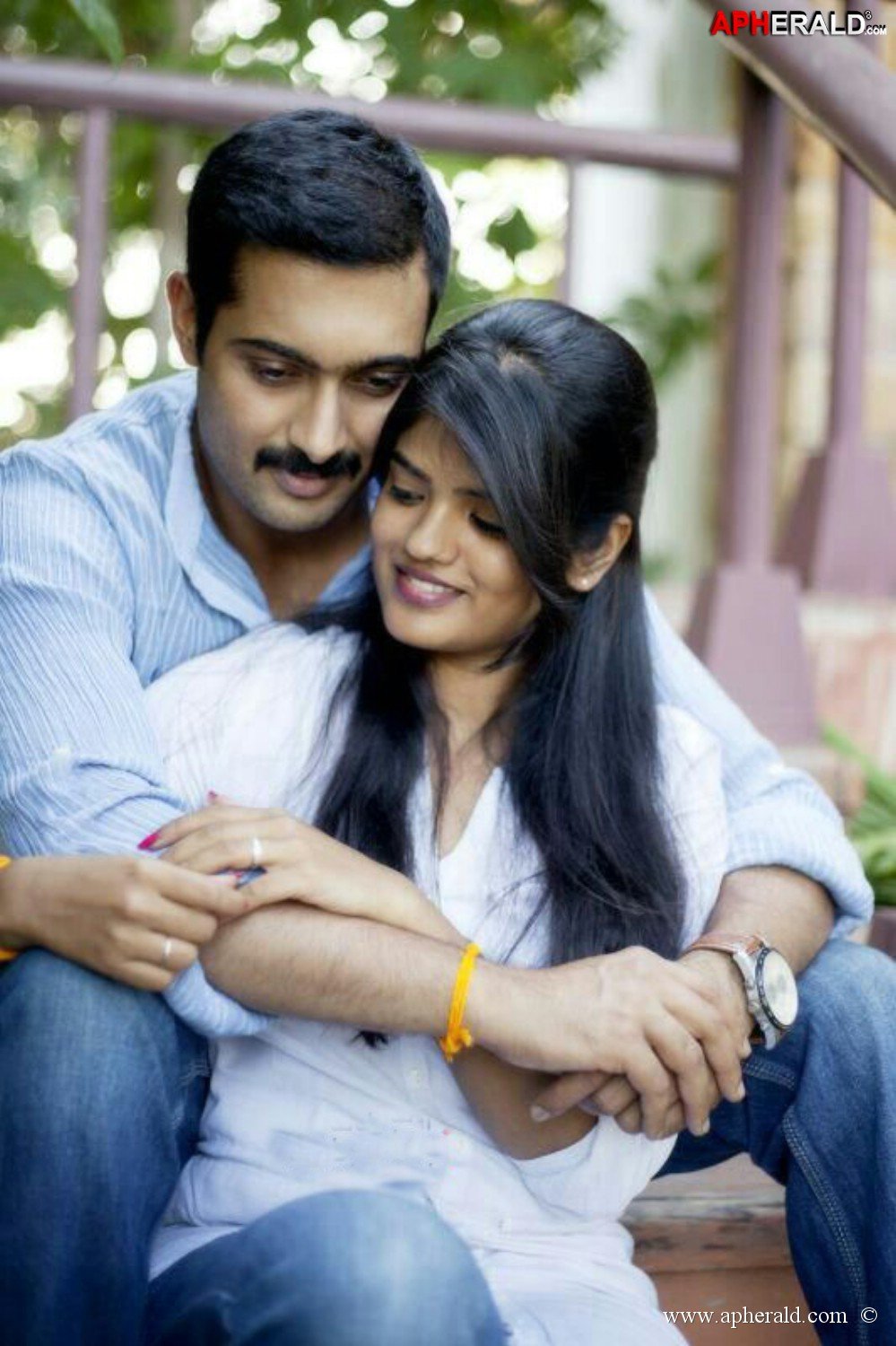Uday Kiran with wife photos