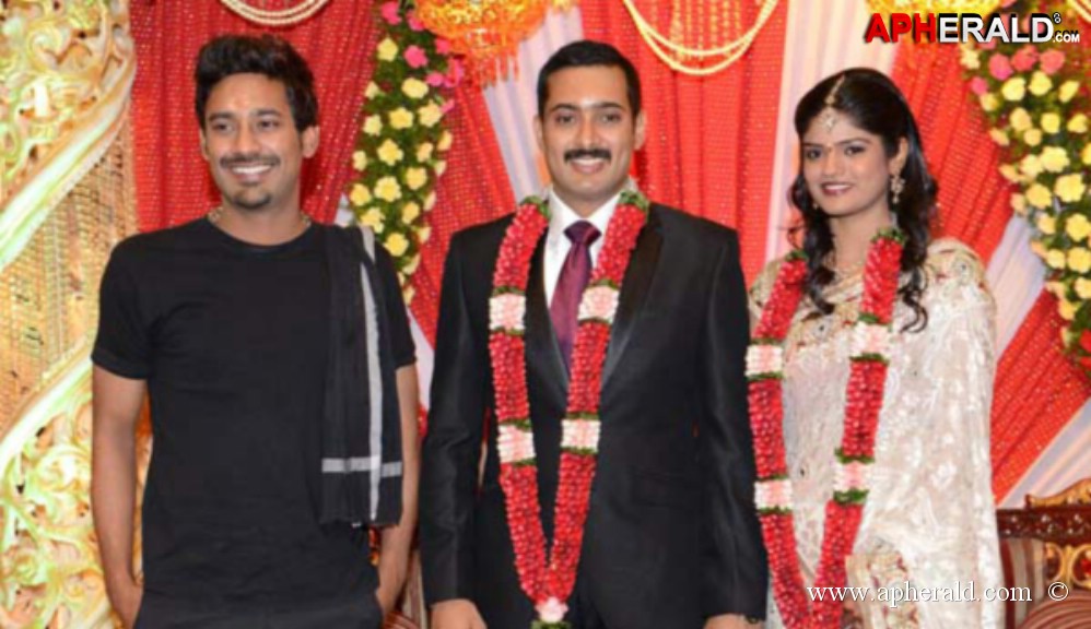 Uday Kiran with wife photos