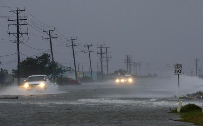 USA Braces for Hurricane Arthur Pics