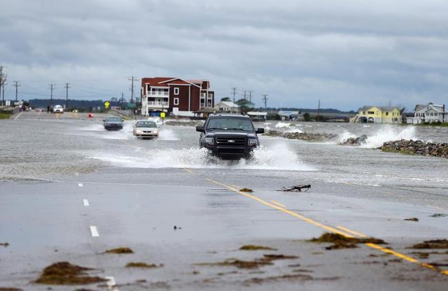 USA Braces for Hurricane Arthur Pics