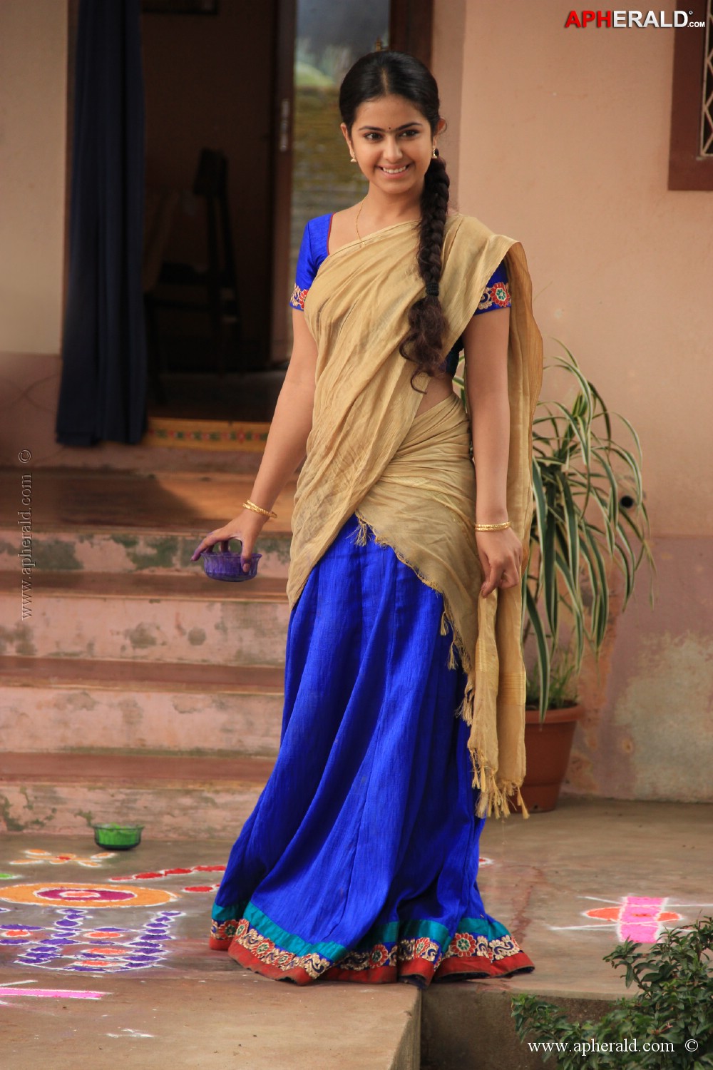 Uyyala Jampala Movie First Look Stills