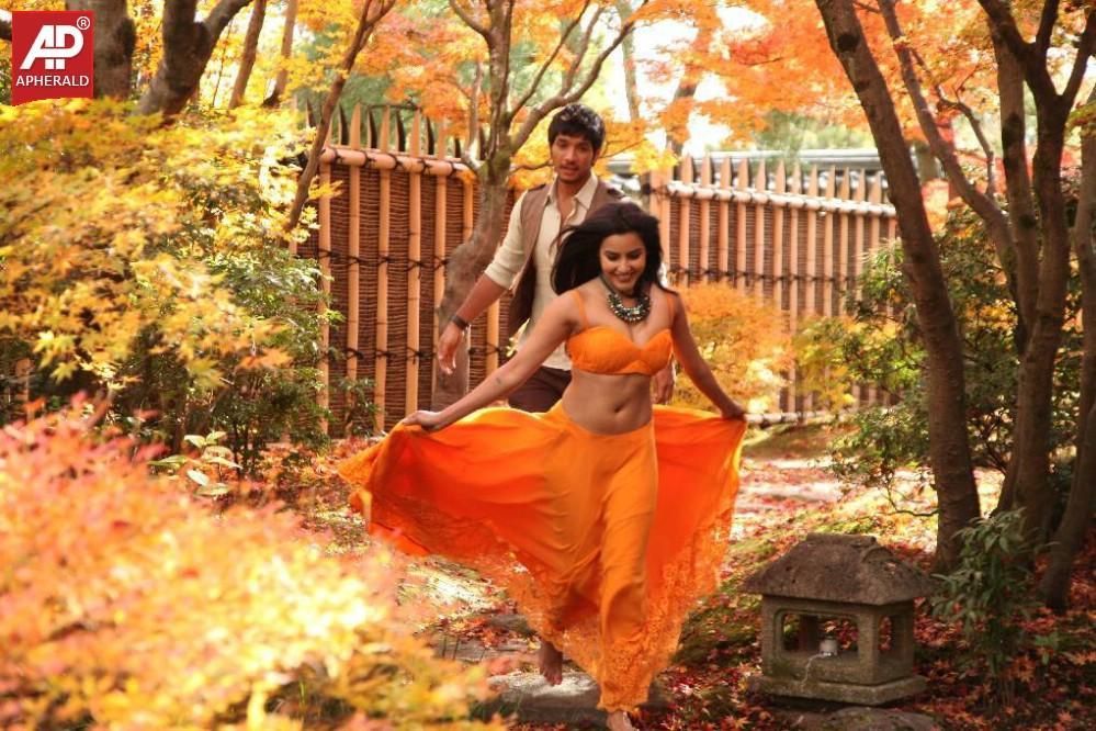 Vai Raja Vai Tamil Movie Latest Stills