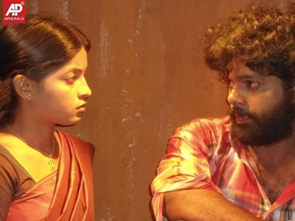 Valiyudan Oru Kadhal Movie Stills
