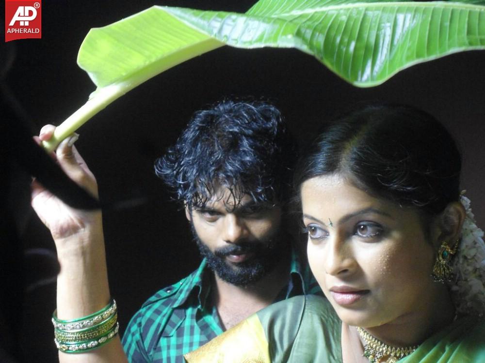 Valiyudan Oru Kadhal Movie Stills