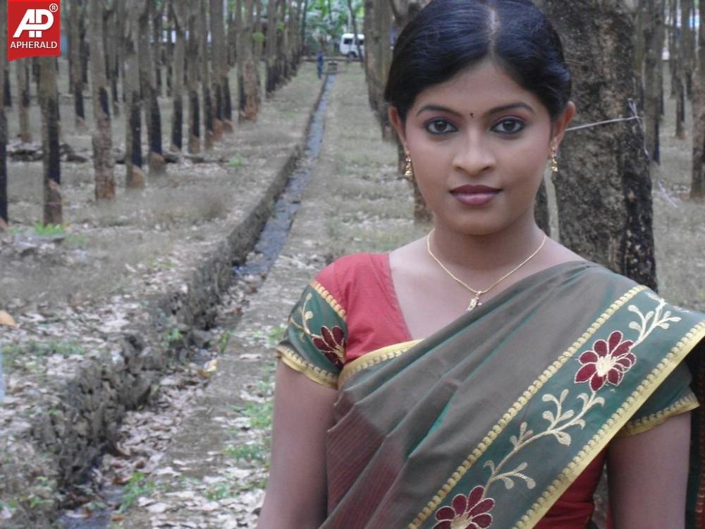 Valiyudan Oru Kadhal Movie Stills