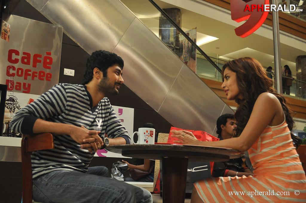 Vanakkam Chennai Movie Stills