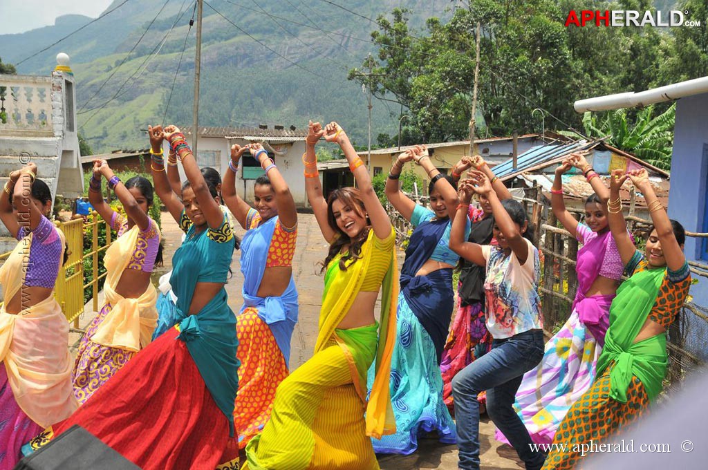 Vanakkam Chennai Movie Stills