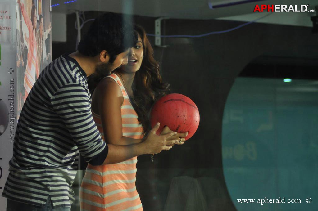 Vanakkam Chennai Movie Stills