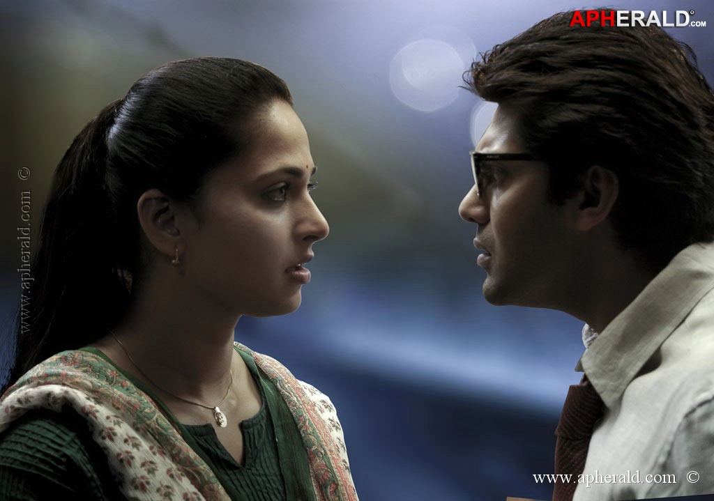 Varna Tamil Movie Stills