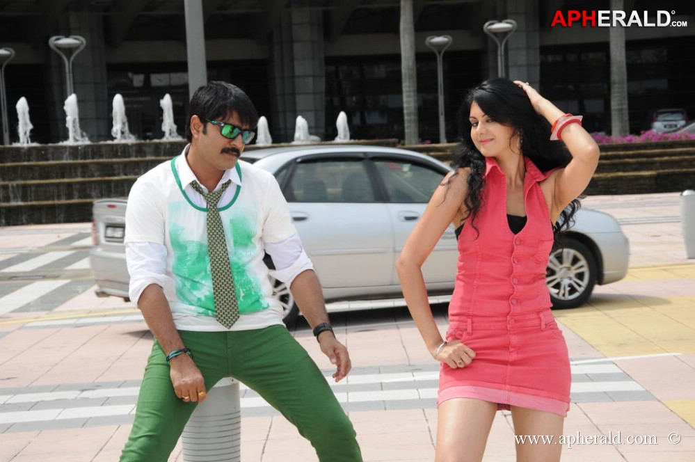 Veediki Dookudekkuva Movie New Stills