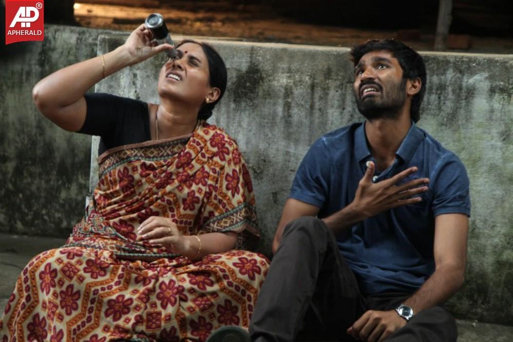 Velai Illa Pattadhari Movie New Stills