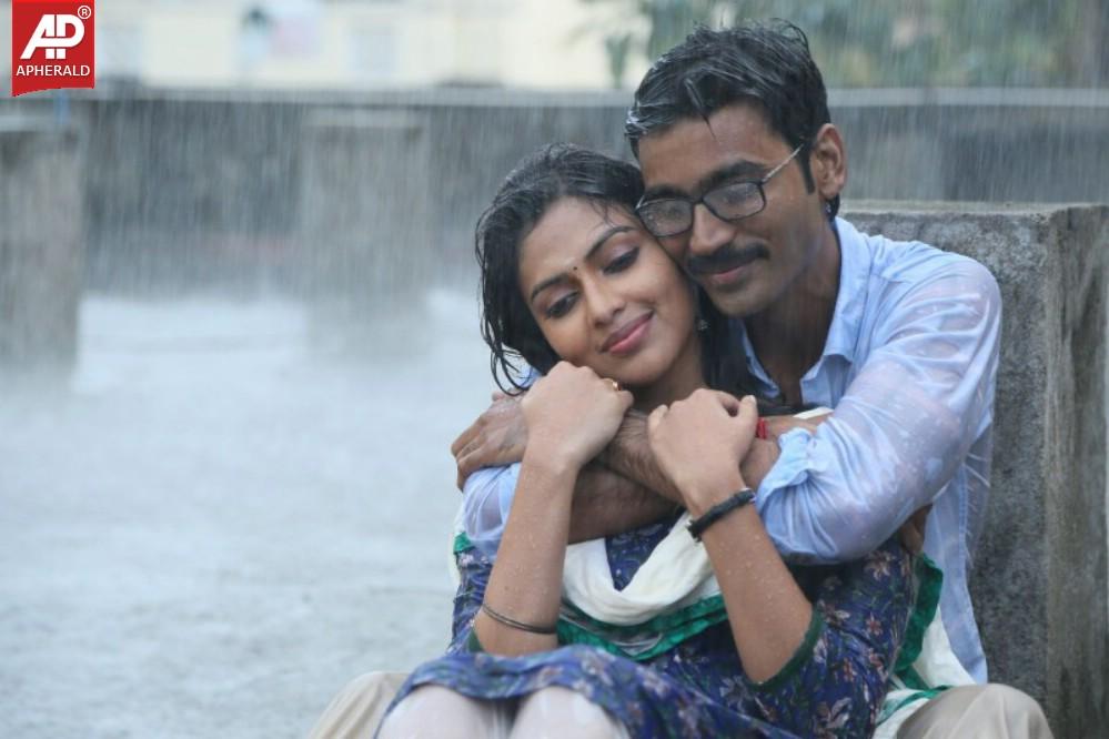 Velai Illa Pattadhari Movie New Stills