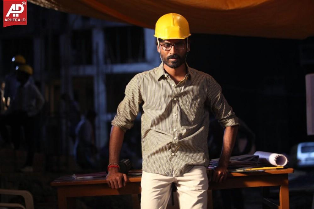 Velai Illa Pattadhari Movie New Stills