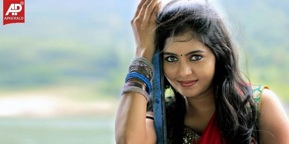 Via Paapikondalu Movie Hot Stills